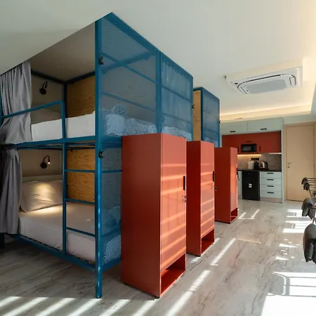 Hostel Empyrean Luxury Dorms *